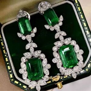 Emerald Green Crystal Drop Earrings - Luxury Women Jewelry